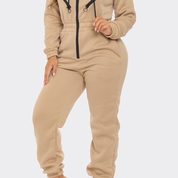 #28 Elevate Jumpsuit- NWT🏷️ - Picture 3 of 6